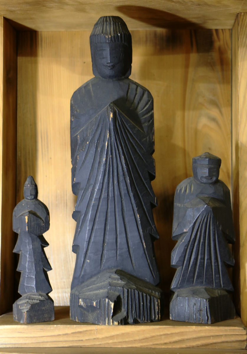 円空作仏像三体